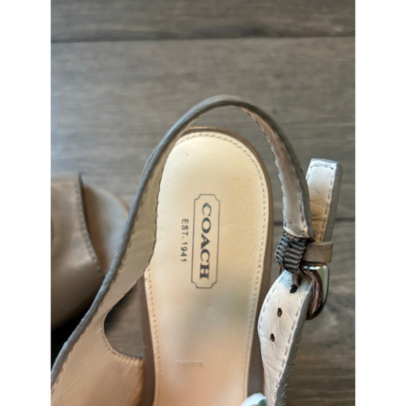 Coach Jade Wedge Platform Leather Laser Cut-out Open Peep Toe Taupe Gray W
11B - Picture 8 of 12